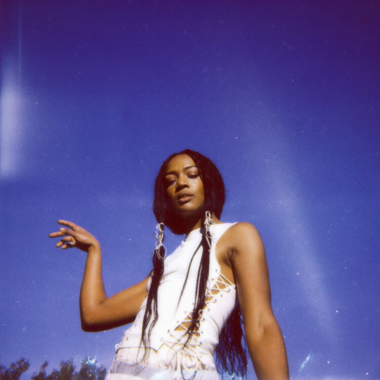 Celia Kameni "Méduse"
